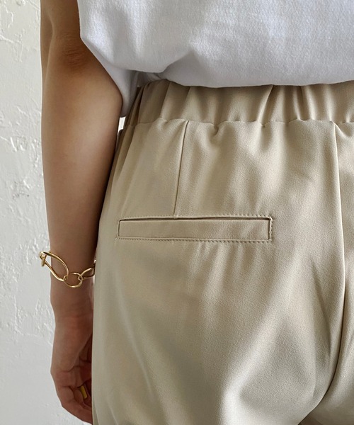 CAPRICIEUX LE'MAGE（カプリシューレマージュ）の「ピンタックジョガーパンツ（その他パンツ・レディース・ホワイト系その他/ブラック/グリーン・36/38）」の8枚目の写真