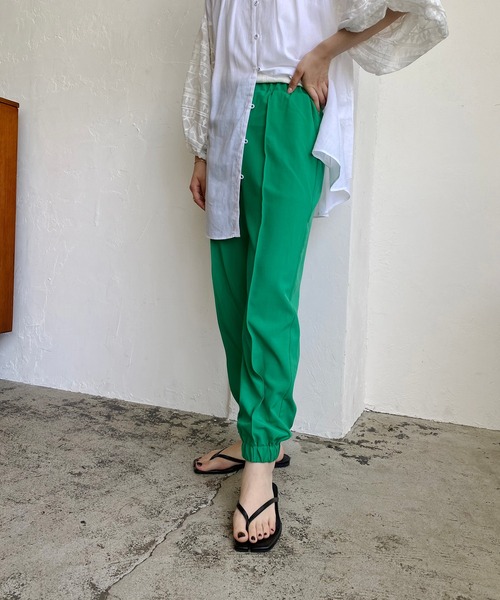 CAPRICIEUX LE'MAGE（カプリシューレマージュ）の「ピンタックジョガーパンツ（その他パンツ・レディース・ホワイト系その他/ブラック/グリーン・36/38）」の21枚目の写真