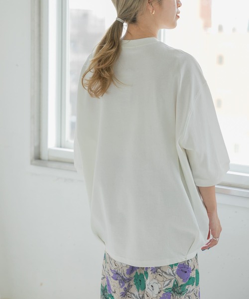 ITEMS URBANRESEARCH（アイテムズ アーバンリサーチ）の「バルーンTシャツ（Tシャツ/カットソー・レディース・カーキ/グレー系その他/ブラック/オフホワイト・FREE）」の2枚目の写真