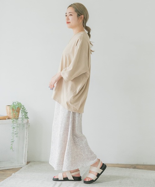 ITEMS URBANRESEARCH（アイテムズ アーバンリサーチ）の「バルーンTシャツ（Tシャツ/カットソー・レディース・カーキ/グレー系その他/ブラック/オフホワイト・FREE）」の11枚目の写真