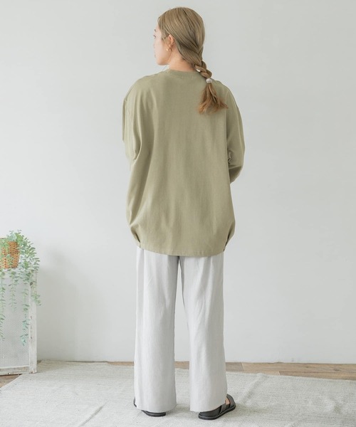 ITEMS URBANRESEARCH（アイテムズ アーバンリサーチ）の「バルーンTシャツ（Tシャツ/カットソー・レディース・カーキ/グレー系その他/ブラック/オフホワイト・FREE）」の19枚目の写真