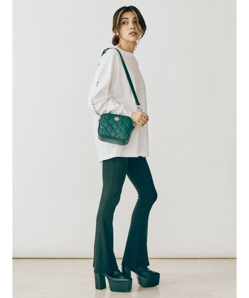 EVRIS（エヴリス）の「キルティングショルダーBAG（ショルダーバッグ・レディース・グリーン/ベージュ/アイボリー/ブラック・FREE）」の5枚目の写真