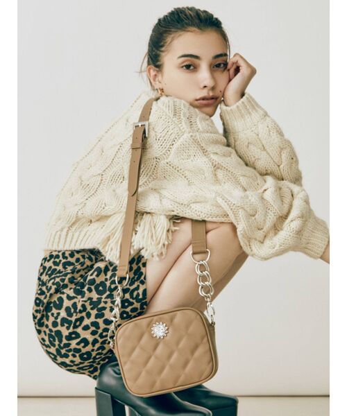 EVRIS（エヴリス）の「キルティングショルダーBAG（ショルダーバッグ・レディース・グリーン/ベージュ/アイボリー/ブラック・FREE）」の8枚目の写真