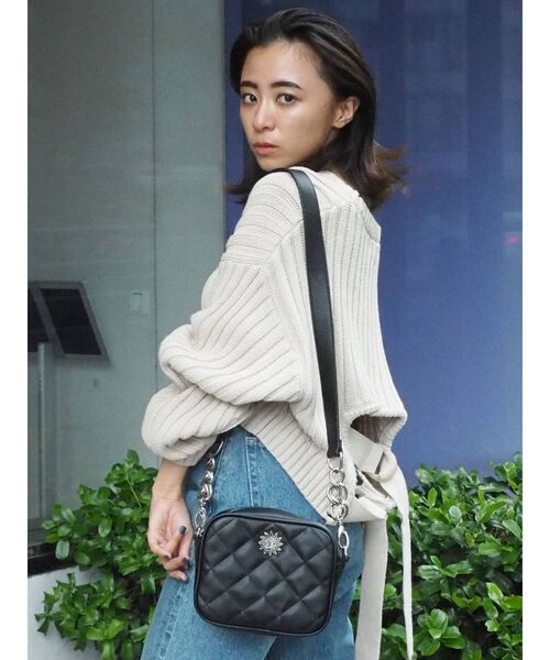 EVRIS（エヴリス）の「キルティングショルダーBAG（ショルダーバッグ・レディース・グリーン/ベージュ/アイボリー/ブラック・FREE）」の12枚目の写真