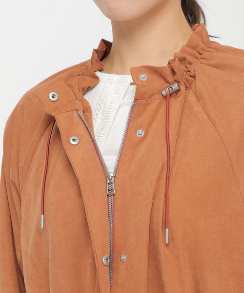 LBC（エルビーシー）の「ギャザーロングコート（ノーカラーコート・レディース・チャコールグレー/ブラウン/ダークオリーブ・M）」の14枚目の写真