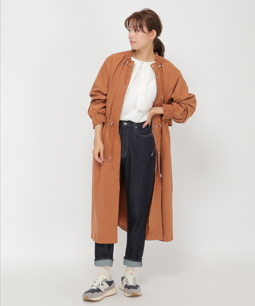 LBC（エルビーシー）の「ギャザーロングコート（ノーカラーコート・レディース・チャコールグレー/ブラウン/ダークオリーブ・M）」の6枚目の写真