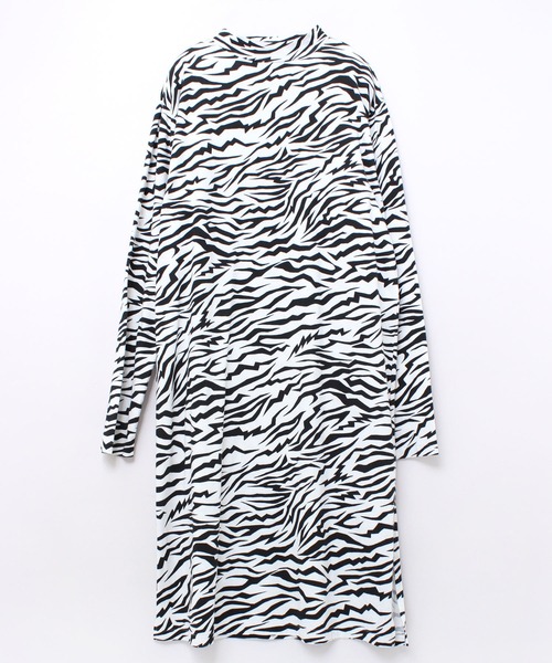 RNA（アールエヌエー）の「M1723 総柄ハイネックロングワンピース（ワンピース・レディース・ゼブラ/レオパード/その他・MEDIUM）」の12枚目の写真