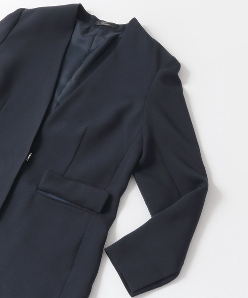 URBAN RESEARCH ROSSO（アーバンリサーチロッソ）の「フロントホックノーカラージャケット（ノーカラージャケット・レディース・ホワイト/ネイビー・FREE）」の6枚目の写真