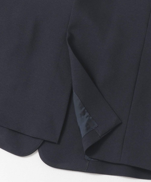 URBAN RESEARCH ROSSO（アーバンリサーチロッソ）の「フロントホックノーカラージャケット（ノーカラージャケット・レディース・ホワイト/ネイビー・FREE）」の14枚目の写真