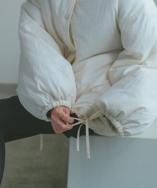 VANNIE U（ヴァニーユー）の「中綿トーンミドルコート/襟取り外し可（ダウンジャケット/コート・レディース・ブラック/グリーン/アイボリー/ベージュ/その他・FREE）」の8枚目の写真