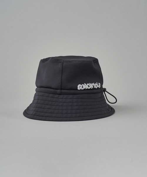 GUACAMOLE（ガカモレ）の「GUACAMOLE Functional stretch bucket hat/LOGO print（ハット・レディース・ホワイト/ブラック・FREE）」の2枚目の写真