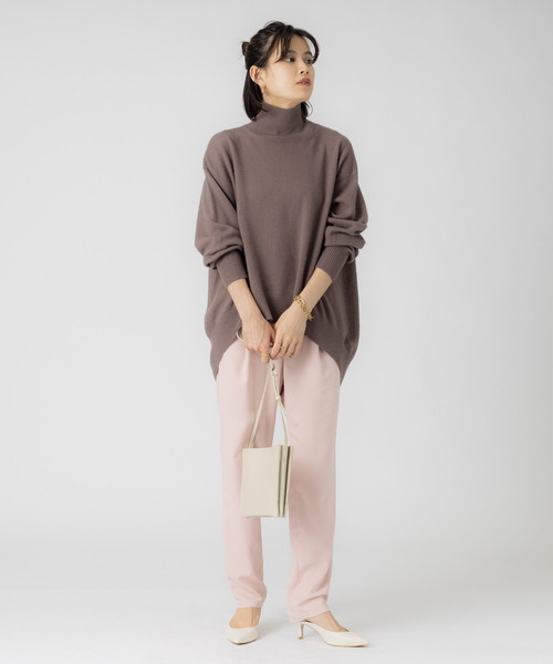 Rouge vif(ルージュヴィフ)の「W/Cashタートルネックプルオーバー(ニット/セーター・レディース・アイボリー/ピンク/グレー/ネイビー・フリー)」の9枚目の写真