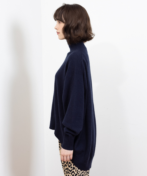 Rouge vif(ルージュヴィフ)の「W/Cashタートルネックプルオーバー(ニット/セーター・レディース・アイボリー/ピンク/グレー/ネイビー・フリー)」の6枚目の写真