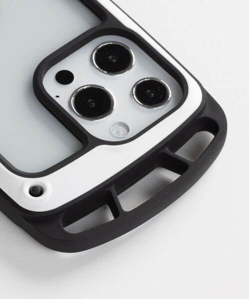 ROOT CO.（ルート）の「ROOT CO. / GRAVITY Shock Resist Case Elk. for iPhone13Pro（スマホケース/カバー・メンズ・カーキ/ホワイト/ブラック・ONE SIZE）」の14枚目の写真