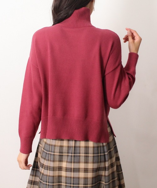 ASTORIA ODIER(アストリアオディール)の「アンゴラライクハイネックニット(ニット/セーター・レディース・イエロー/マジェンタ/モカ/ホワイト/チャコールグレー/ブラック/ピンク/サックスブルー・MEDIUM)」の12枚目の写真