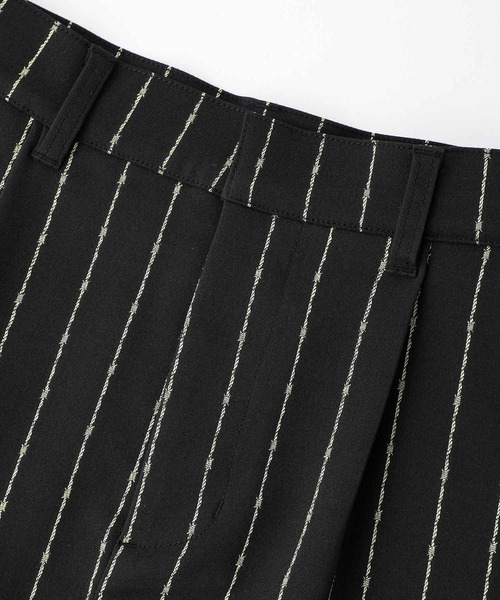 X-girl（エックスガール）の「BARBED WIRE PINSTRIPE SHORT PANTS（その他パンツ・レディース・ライトブルー/ブラック・S/M/XS）」の11枚目の写真