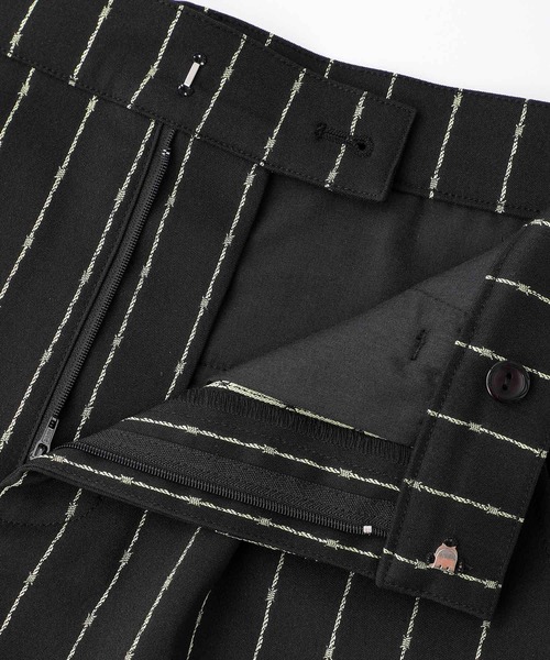 X-girl（エックスガール）の「BARBED WIRE PINSTRIPE SHORT PANTS（その他パンツ・レディース・ライトブルー/ブラック・S/M/XS）」の12枚目の写真