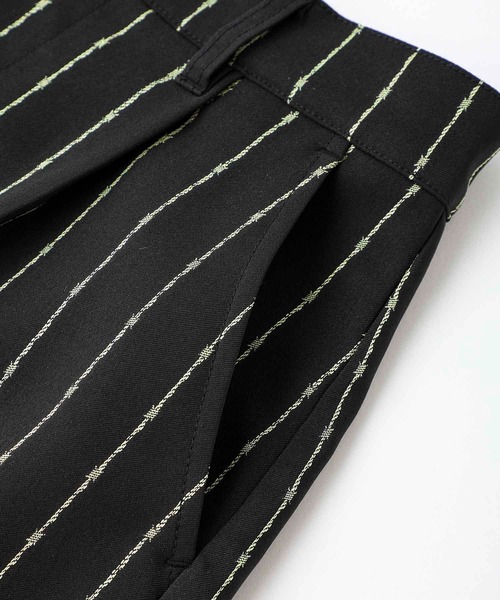 X-girl（エックスガール）の「BARBED WIRE PINSTRIPE SHORT PANTS（その他パンツ・レディース・ライトブルー/ブラック・S/M/XS）」の13枚目の写真