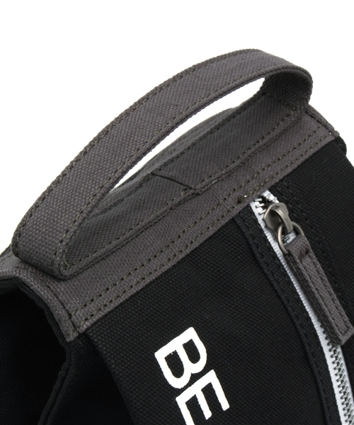 Knee Deep ゴルフシューズケース BEAMS GOLF（ビームスゴルフ）の「KNEE DEEP×BEAMS GOLF