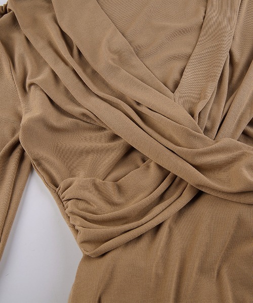 Jasmine Grandiflorum(ジャスミングランディフローラム)の「【Jasmine】セクシーVネックギャザーミニ丈ワンピース(ワンピース・レディース・ブラック/ベージュ・SMALL/MEDIUM/LARGE)」の13枚目の写真