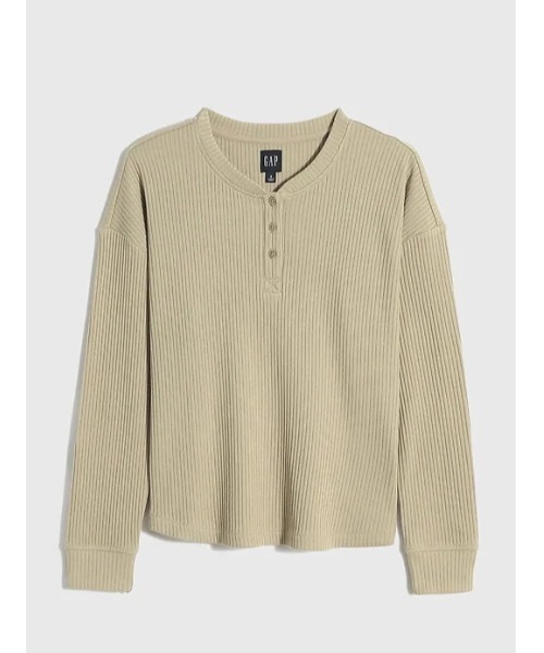 GAP（ギャップ）の「リブ編み ロングスリーブ ヘンリーネック トップス（Tシャツ/カットソー・レディース・ブラック/ベージュ/ブルー/アイボリー・S/M/L/XS/XXS/XL）」の7枚目の写真