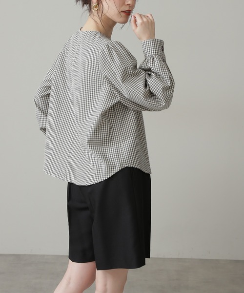 N.（N. Natural Beauty Basic）（エヌエヌナチュラルビューティーベーシック）の「◆ビックボタンブラウス（シャツ/ブラウス・レディース・オフホワイト/オレンジ/ブラック系その他・MEDIUM）」の13枚目の写真