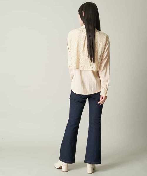 A de a.v.v（アードアー・ヴェ・ヴェ）の「レースドッキングベスト&ブラウスセット（シャツ/ブラウス・レディース・ブラック/ホワイト/ベージュ・36/38）」の4枚目の写真