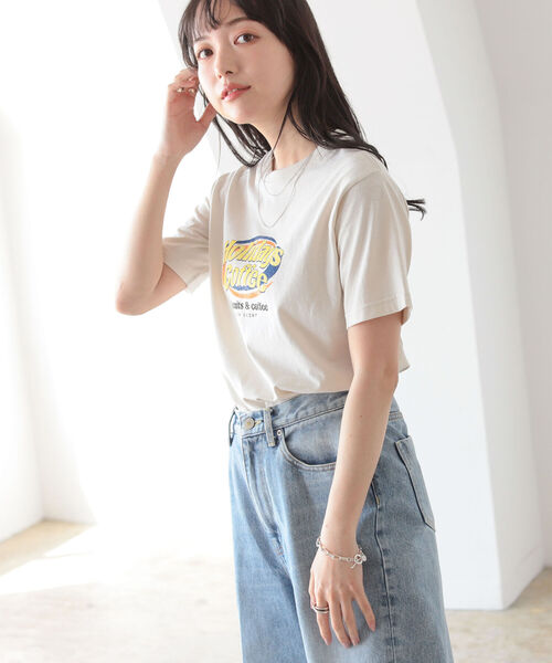 BeAMS DOT（ビームスドット）の「【WEB限定】BeAMS DOT / ヴィンテージ風 ロゴプリントTシャツ（Tシャツ/カットソー・レディース・アイボリー/スミクロ・ONE SIZE）」の6枚目の写真