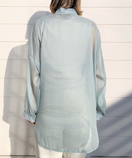Q（キュー）の「シアーシャツ（シャツ/ブラウス・レディース・ライトブルー/オリーブ・MEDIUM）」の4枚目の写真
