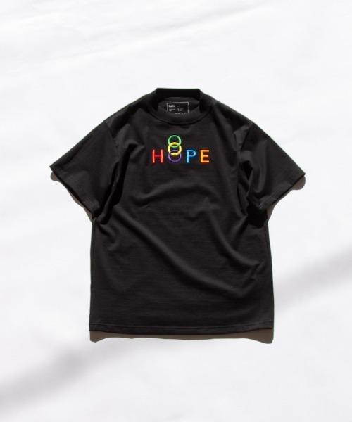 kudos(クードス)の「kudos HOPE T-SHIRT(Tシャツ/カットソー・メンズ・ホワイト/ブラック・1/2)」の2枚目の写真