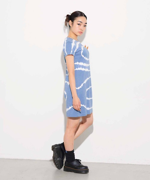 X-girl（エックスガール）の「CIRCLE TIE-DYE S/S DRESS（ワンピース・レディース・ネイビー/ベージュ・S/M）」の20枚目の写真