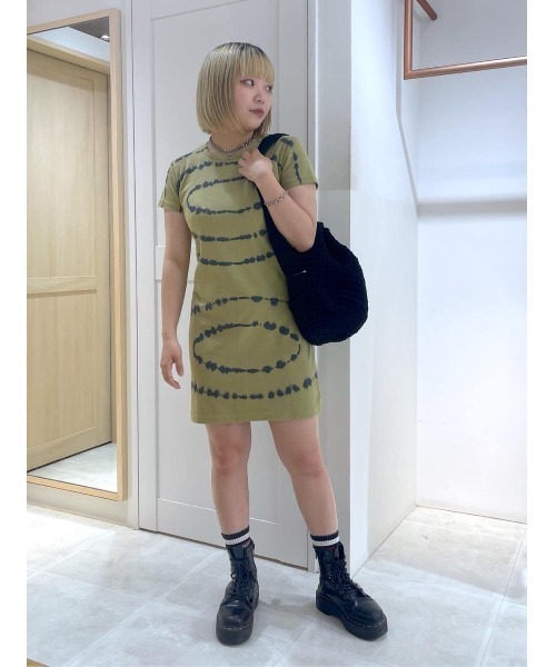 X-girl（エックスガール）の「CIRCLE TIE-DYE S/S DRESS（ワンピース・レディース・ネイビー/ベージュ・S/M）」の22枚目の写真