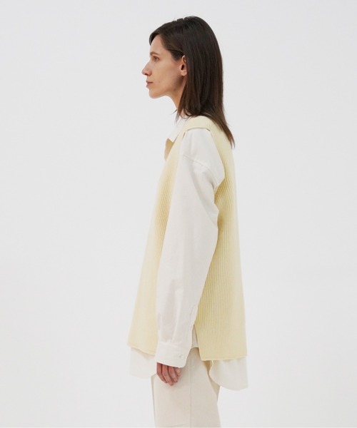 UNDECORATED(アンデコレイテッド)の「UNDECORATED アンデコレイテッド / MF Wool Knit Vest Vネック ウールニットベスト / UDF22804(ベスト・レディース・ブラック/キナリ・FREE)」の9枚目の写真