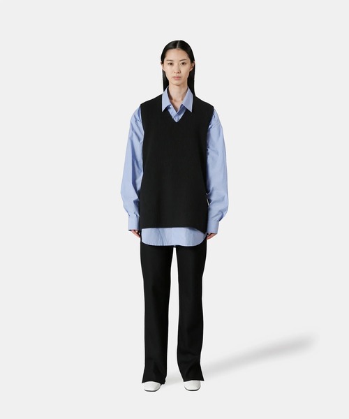 UNDECORATED(アンデコレイテッド)の「UNDECORATED アンデコレイテッド / MF Wool Knit Vest Vネック ウールニットベスト / UDF22804(ベスト・レディース・ブラック/キナリ・FREE)」の16枚目の写真