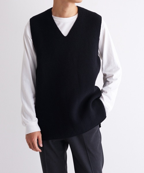 UNDECORATED(アンデコレイテッド)の「UNDECORATED アンデコレイテッド / MF Wool Knit Vest Vネック ウールニットベスト / UDF22804(ベスト・レディース・ブラック/キナリ・FREE)」の20枚目の写真