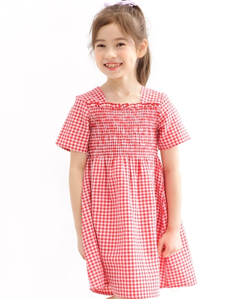 Bee des Bee(ビーデスビー)の「総柄ワンピース(ワンピース・キッズ・ブラック/ブルー/レッド/ベージュ・110cm/100cm/120cm/130cm/140cm/150cm)」の4枚目の写真