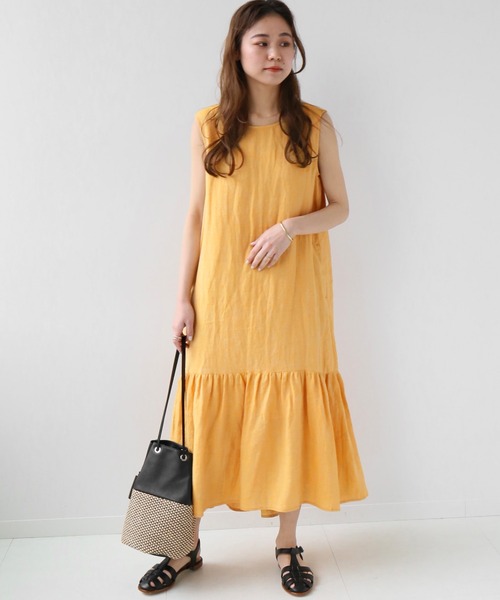 JOURNAL STANDARD relume(ジャーナルスタンダード レリューム)の「Yarn-Dyeリネンヘムギャザーワンピース(ワンピース・レディース・ベージュ/ネイビー/イエロー・FREE)」の9枚目の写真