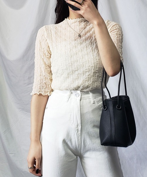 me+em select（ミームセレクト）の「プチハイネックシースルーニュアンスウェーブブラウス（Tシャツ/カットソー・レディース・ホワイト/アイボリー/ブラック・FREE）」の8枚目の写真