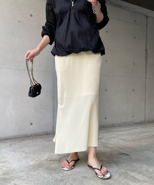 DouDou（ドゥドゥ）の「プリーツスリットタイトスカート（スカート・レディース・ライトグリーン/ブラック/オフホワイト/オレンジ・FREE）」の10枚目の写真