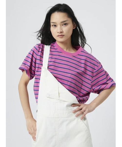 GAP（ギャップ）の「ソフトジャージー ストライプ ポケットTシャツ（Tシャツ/カットソー・メンズ・ブルー/パープル/ピンク/グリーン/ピンク系その他・XL/S/XS/XXS/L/M）」の4枚目の写真