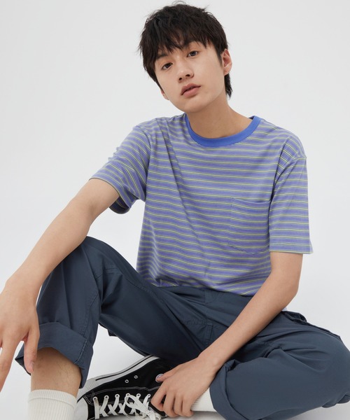 GAP（ギャップ）の「ソフトジャージー ストライプ ポケットTシャツ（Tシャツ/カットソー・メンズ・ブルー/パープル/ピンク/グリーン/ピンク系その他・XL/S/XS/XXS/L/M）」の2枚目の写真