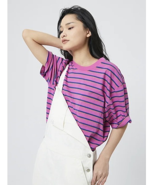 GAP（ギャップ）の「ソフトジャージー ストライプ ポケットTシャツ（Tシャツ/カットソー・メンズ・ブルー/パープル/ピンク/グリーン/ピンク系その他・XL/S/XS/XXS/L/M）」の13枚目の写真