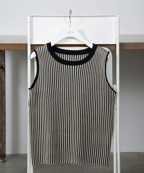 Amiur（エミレ）の「bicolor rib tank（タンクトップ・レディース・ブラック/ブラウン/グリーン・FREE）」の19枚目の写真