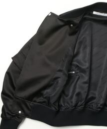 JOHN LAWRENCE SULLIVAN（ジョンローレンスサリバン）の「SATIN ZIP