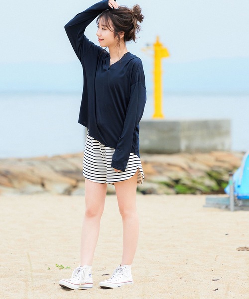 Fashion Letter（ファッションレター）の「UVラッシュガードトップス＋バミューダパンツセットアップ（ラッシュガード・レディース・ブラック/ネイビー/モカ・M～Ｌ/L～LL）」の22枚目の写真