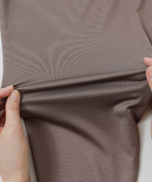 Fashion Letter（ファッションレター）の「UVラッシュガードトップス＋バミューダパンツセットアップ（ラッシュガード・レディース・ブラック/ネイビー/モカ・M～Ｌ/L～LL）」の17枚目の写真