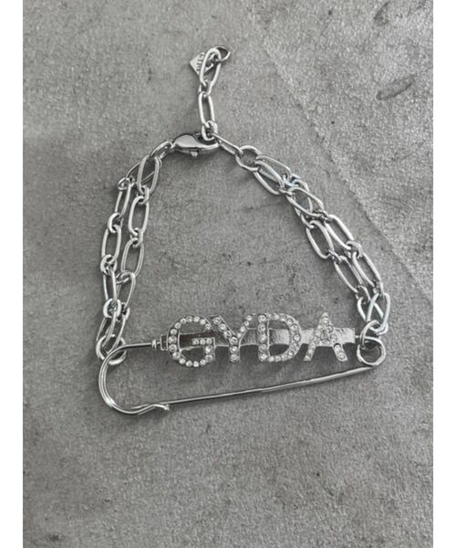 GYDA（ジェイダ）の「JEYSUS ラインストーンGYDA pinブレスレット（ブレスレット・レディース・シルバー/ゴールド・FREE）」の2枚目の写真