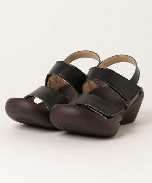 Regetta Canoe(リゲッタカヌー)の「Regetta Canoenoe/リゲッタカヌー バックベルト付きローウェッジサンダル CJLW5522A(サンダル・レディース・ブラウン/レッド/ブラック/ホワイト・L/LL/S/M)」の3枚目の写真