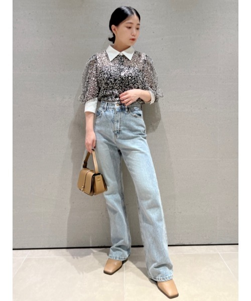 LILY BROWN(リリーブラウン)の「オーガニックフレアデニムパンツ(デニムパンツ・レディース・インディゴブルー/ブルー/ライトブルー・1/0)」の17枚目の写真