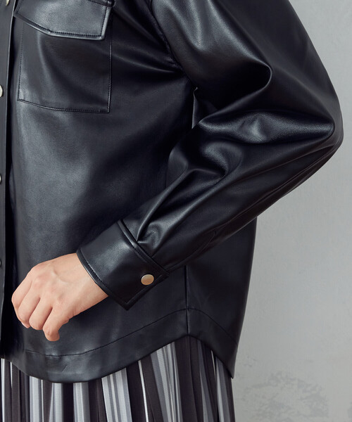 COMME CA ISM(コムサイズム)の「フェイクレザー シャツ ブルゾン(ブルゾン・レディース・ブラック・MEDIUM/LARGE)」の12枚目の写真